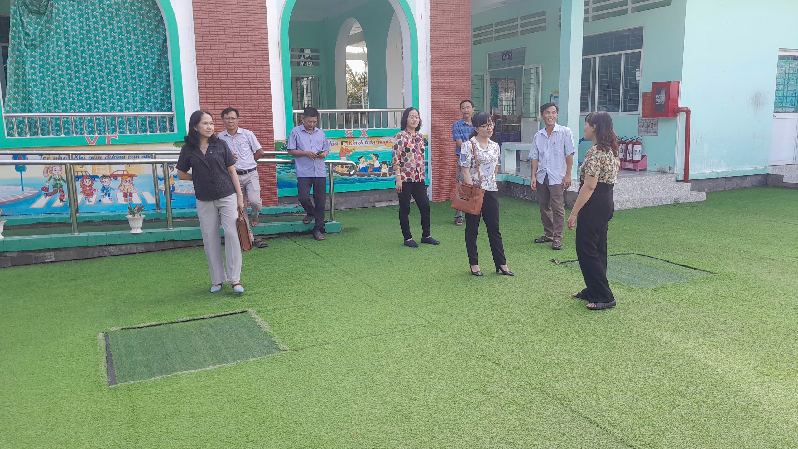 Hội đồng nhân dân huyện Phú Tân giám sát trường đạt chuẩn Quốc gia tại xã nông thôn mới và nông thôn mới nâng cao