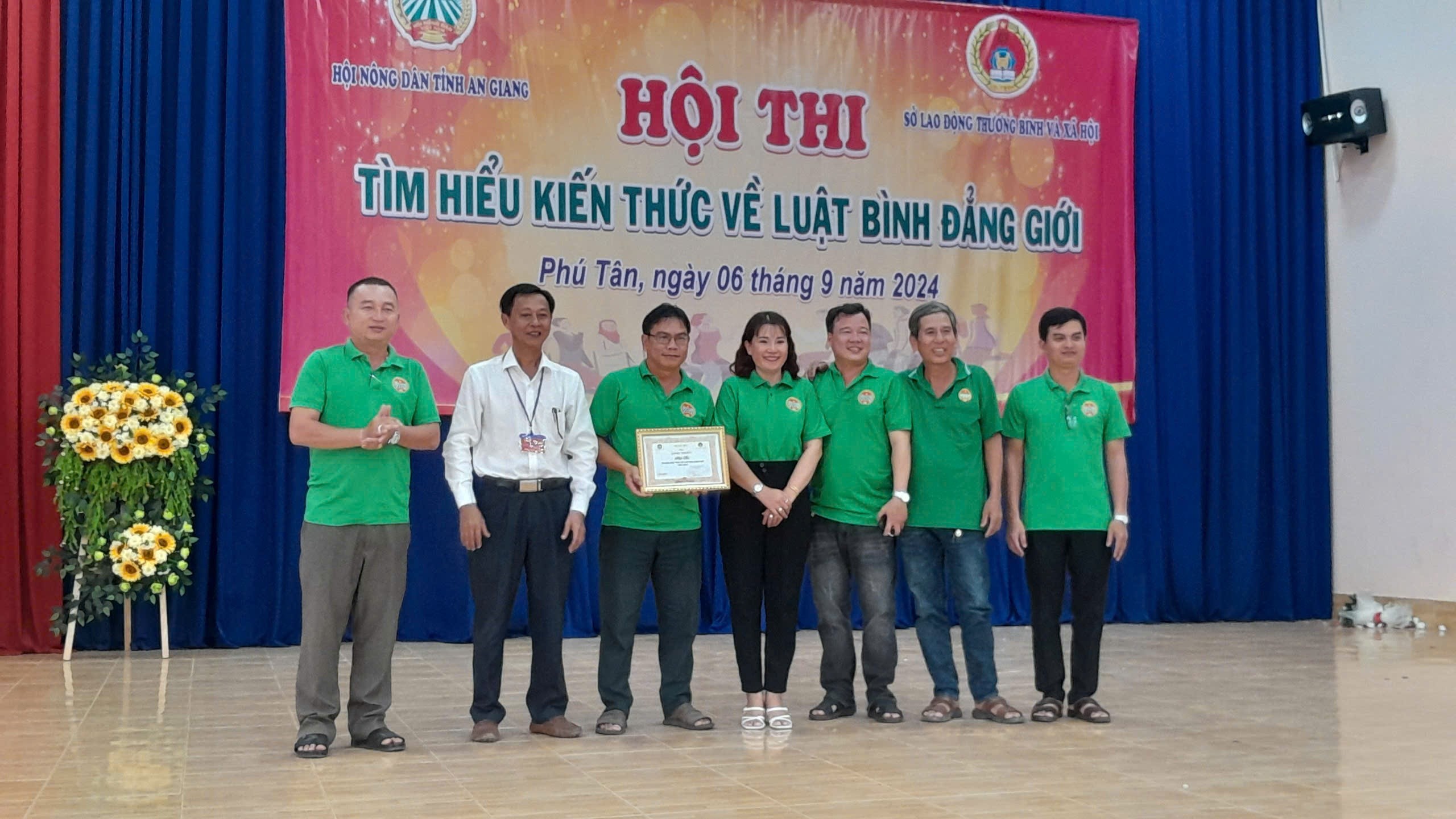 Tổ chức Hội thi “Tìm hiểu kiến thức về Luật bình đẳng giới”