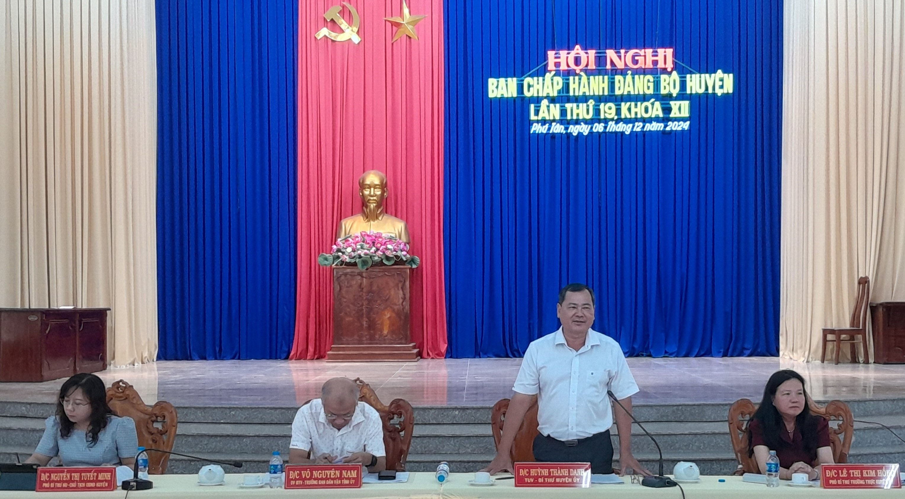 Năm 2025, Ban Chấp hành Đảng bộ huyện Phú Tân đề ra 14 chỉ tiêu để thực hiện
