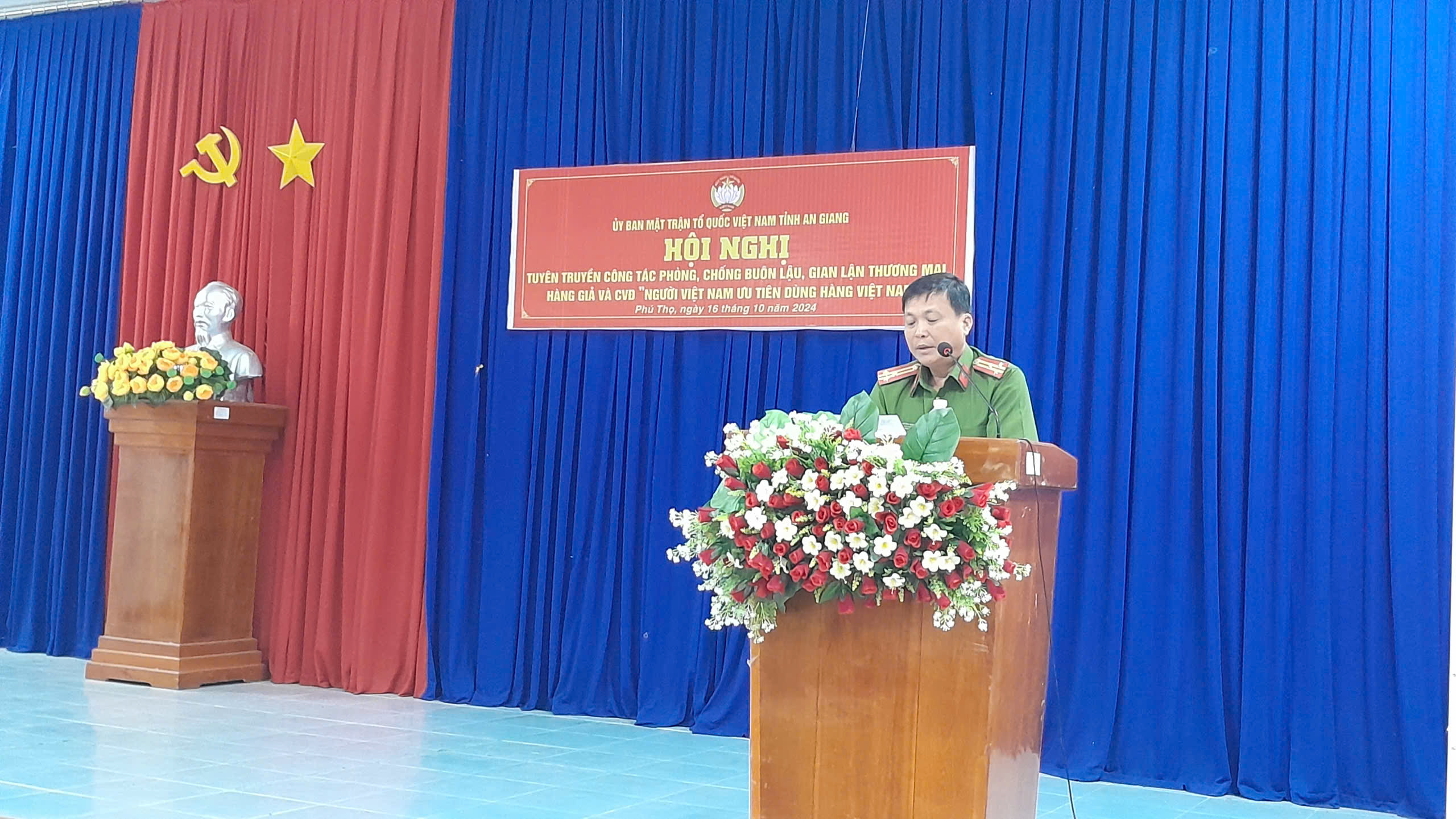 UBMTTQVN tỉnh An Giang truyền thông Cuộc vận động “Người Việt Nam ưu tiên dùng hàng Việt Nam” tại Phú Tân