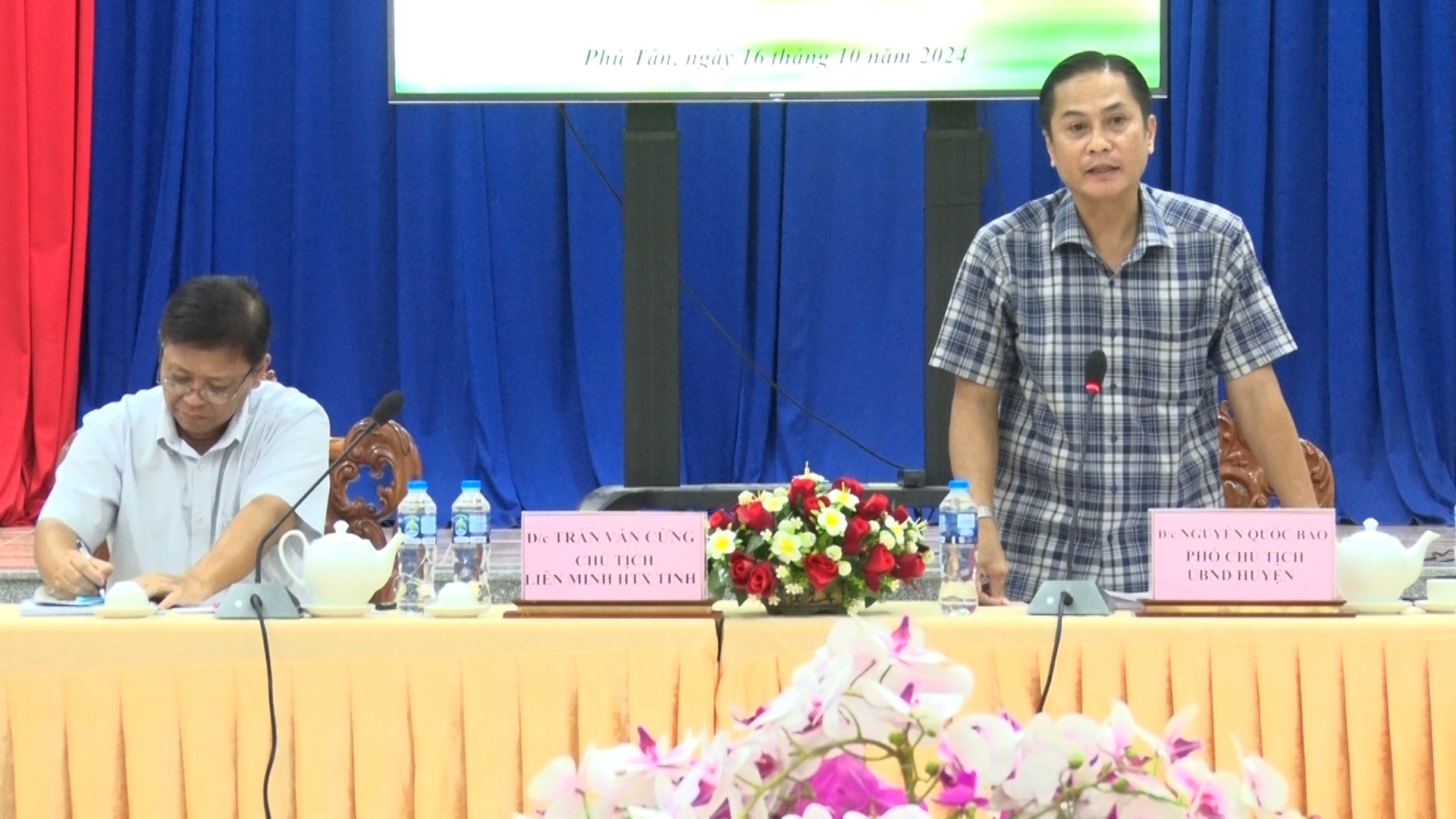 Sơ kết 01 năm thực hiện chương trình phối hợp giữa Liên minh Hợp tác xã tỉnh - Hội Nông dân tỉnh với UBND huyện