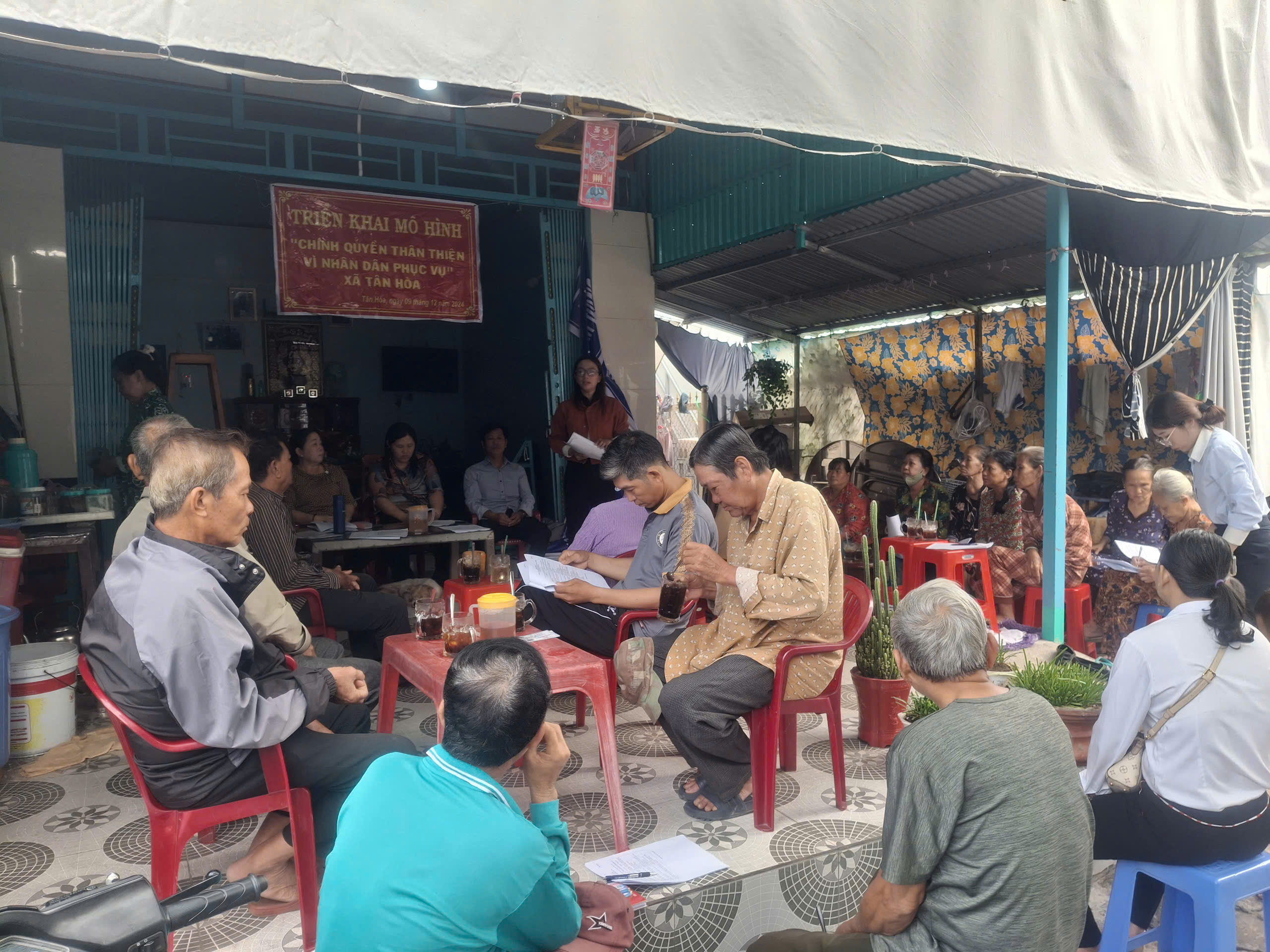 Tân Hòa triển khai mô hình “Chính quuyền thân thiện vì nhân dân phục vụ”