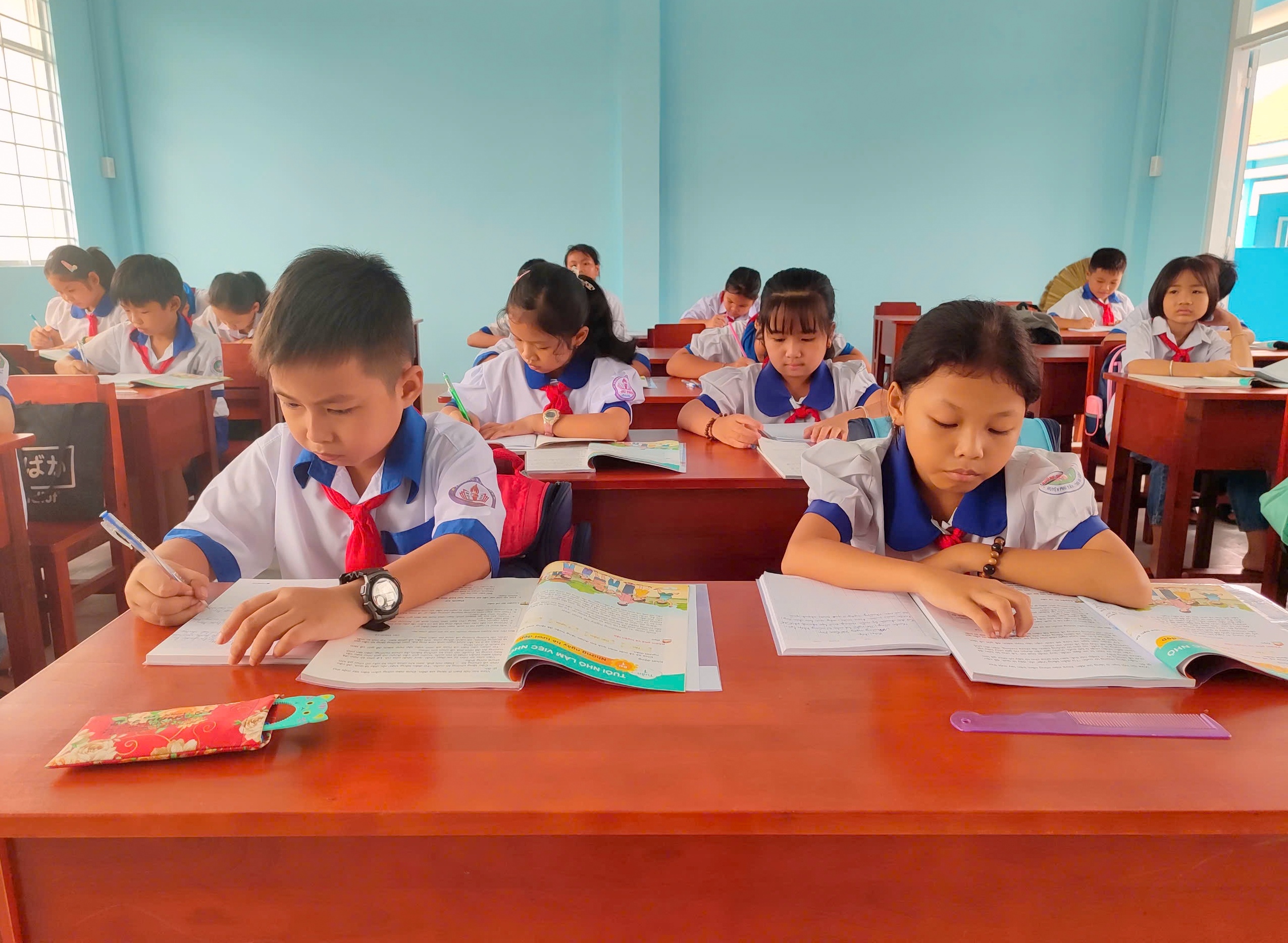 Tăng cường phòng chống dịch bệnh, đảm bảo sức khỏe học sinh năm học 2024-2025