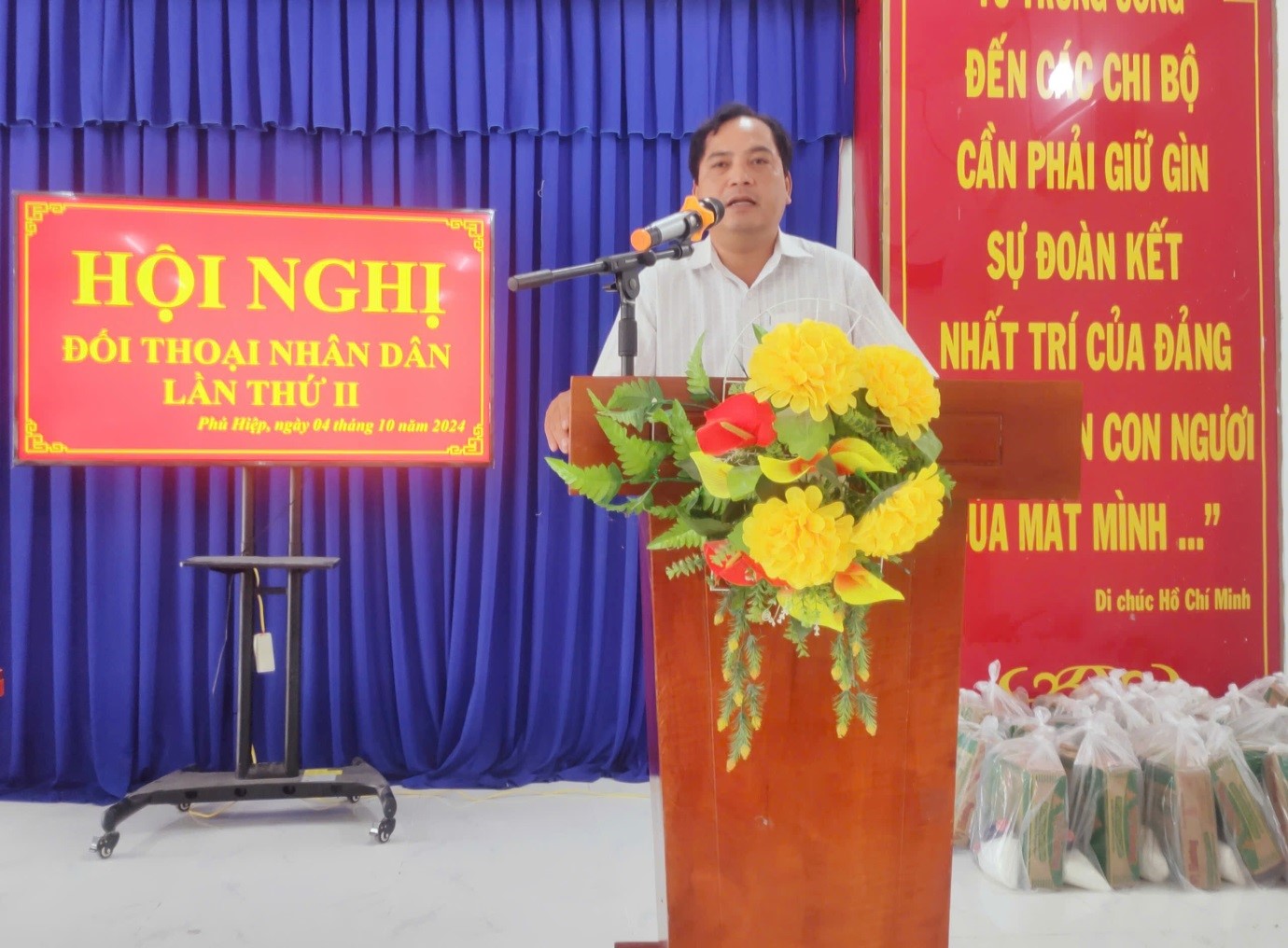 Ngày 04/10/2024, UBND xã Phú Hiệp tổ chức Hội nghị đối thoại với Nhân dân lần 2 năm 2024.