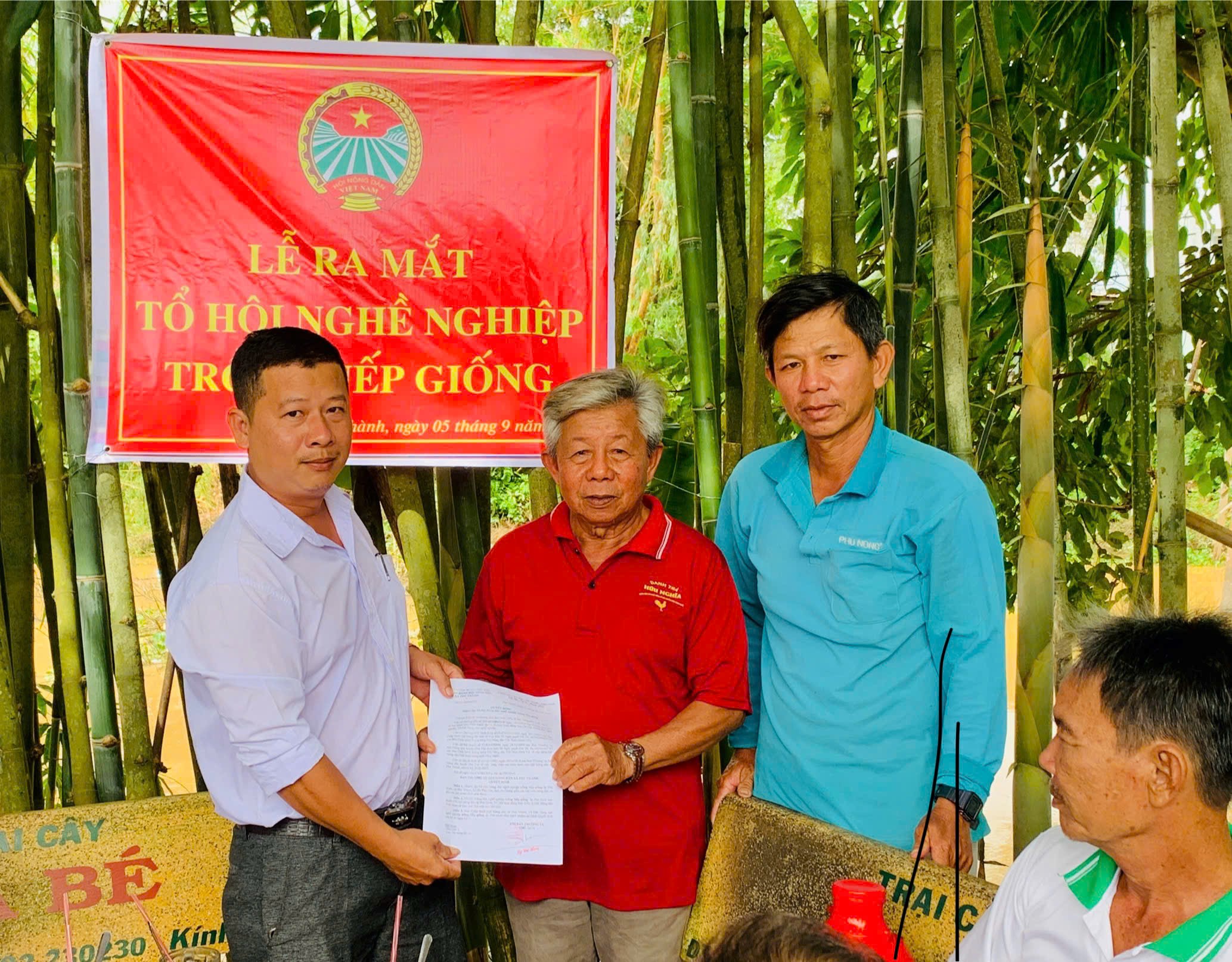 Ra mắt Tổ hội nghề nghiệp trồng Nếp giống
