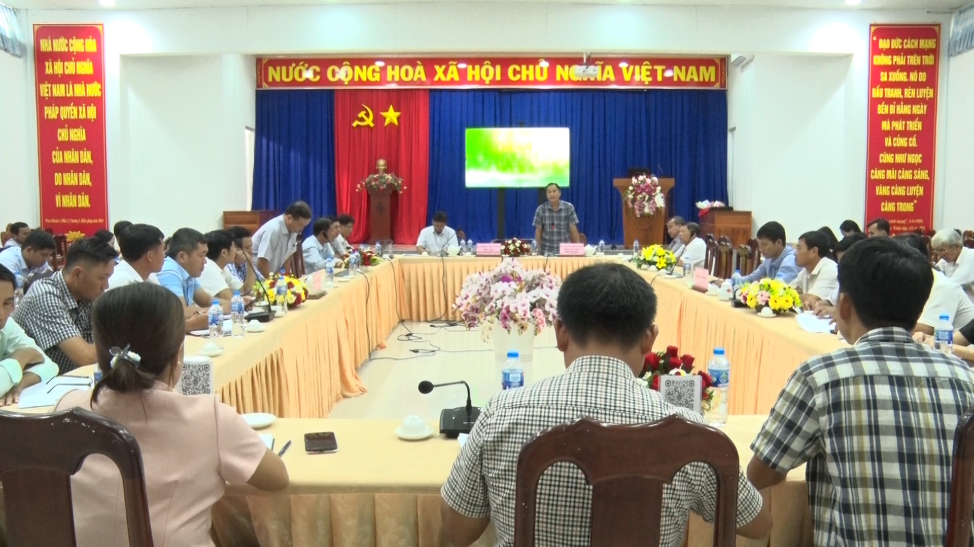 Sơ kết 01 năm thực hiện chương trình phối hợp giữa Liên minh Hợp tác xã tỉnh - Hội Nông dân tỉnh với UBND huyện